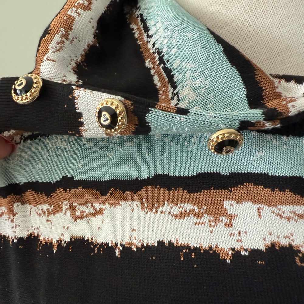 ST. John 2 Piece Knit Tank Removable Collar - Picture 7 of 16